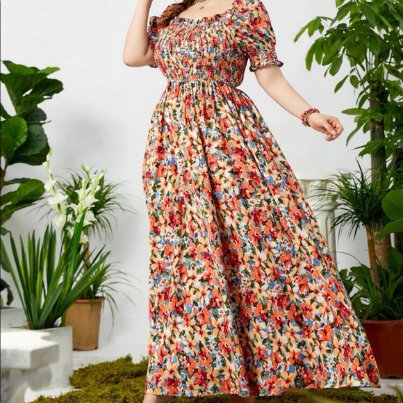 Bohemian Boho Plus Size Floral Print Smocked Maxi Dress - Picture 3 of 8